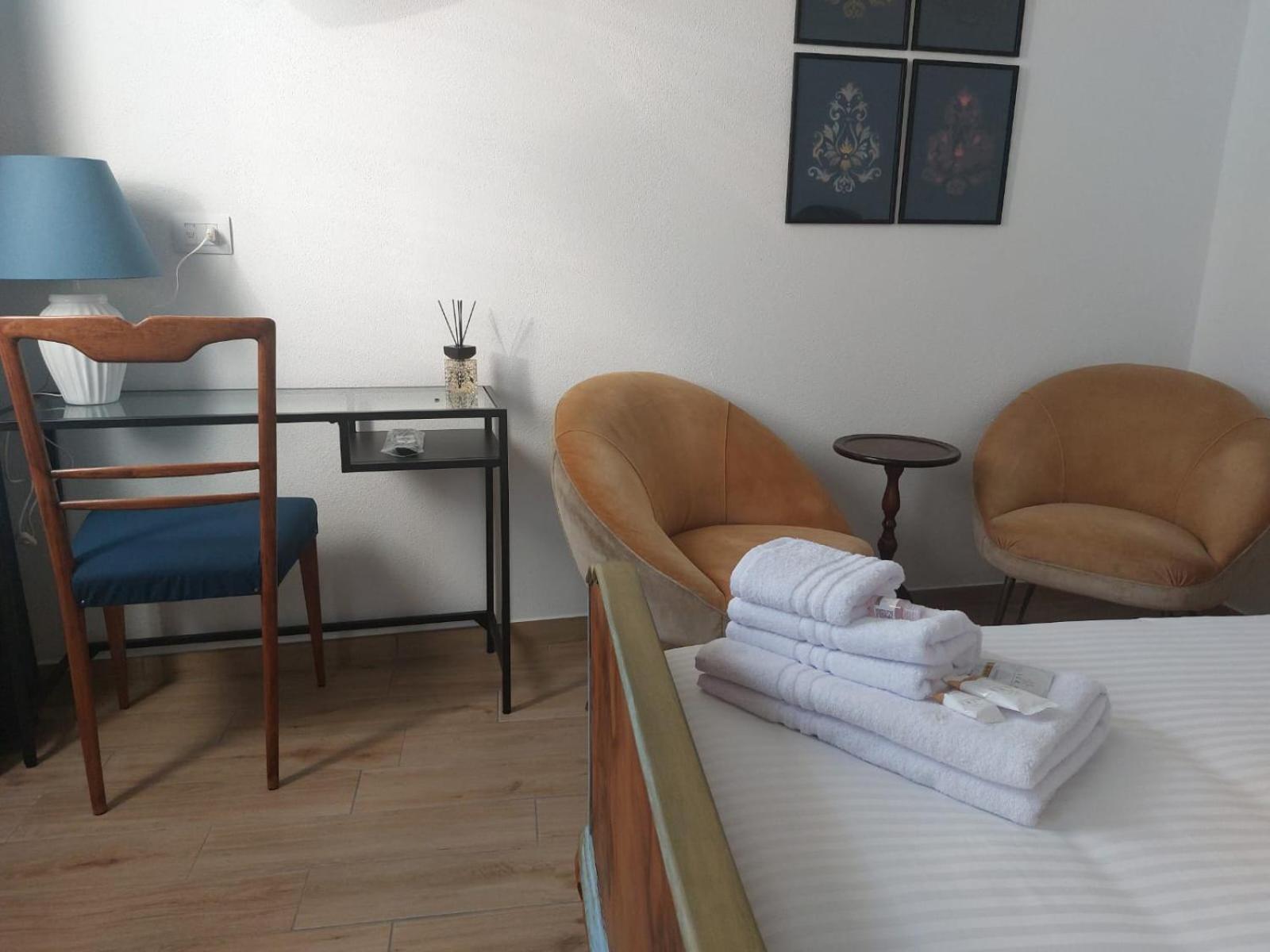 B&B Il Borgo Delle Emozioni Dolianova Bagian luar foto
