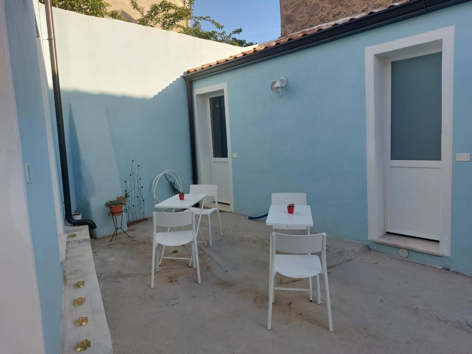 B&B Il Borgo Delle Emozioni Dolianova Bagian luar foto