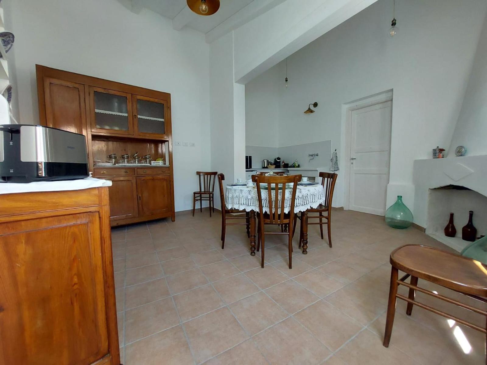 B&B Il Borgo Delle Emozioni Dolianova Bagian luar foto